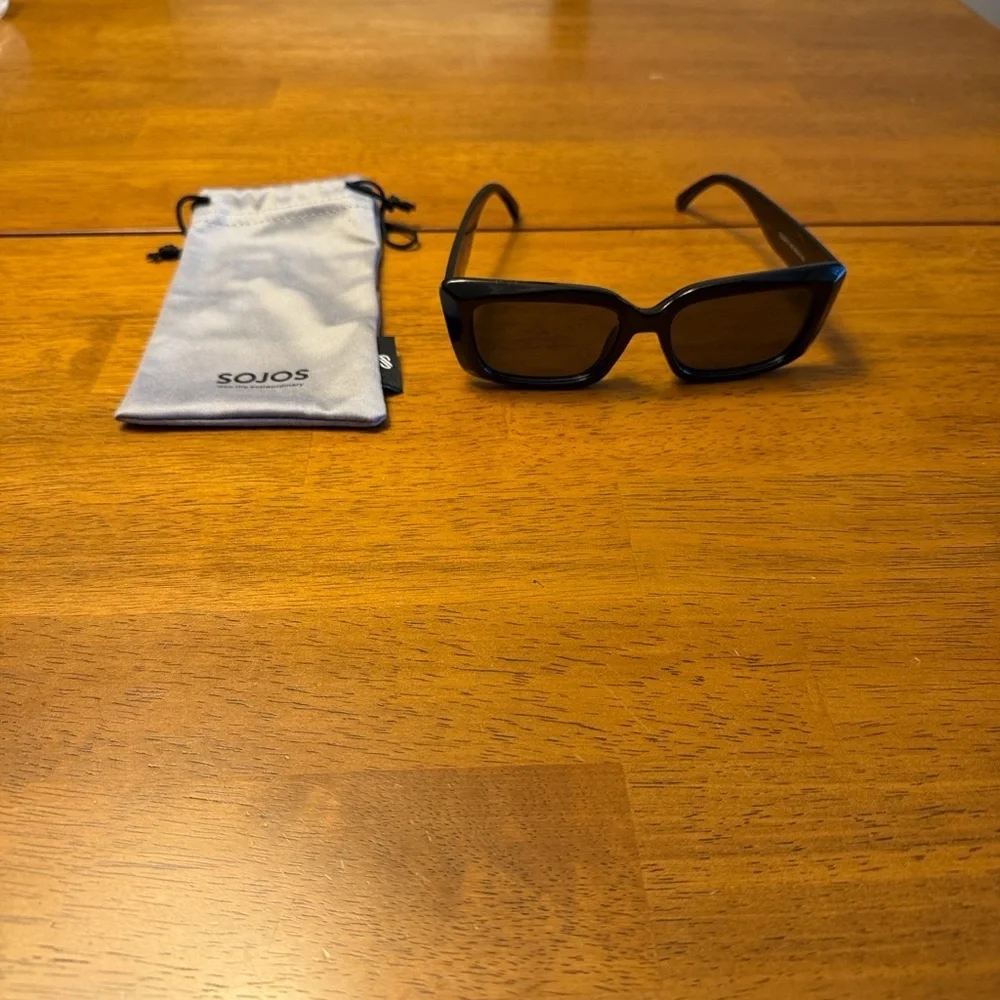 SOJOS Black Rectangle Women's Sunglasses